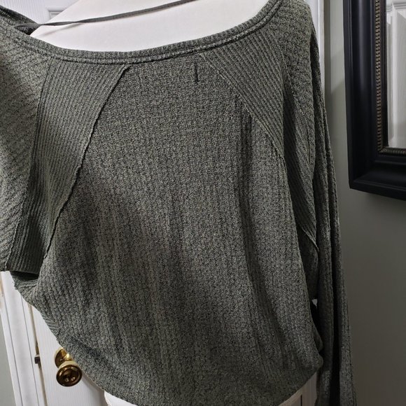 We The Free thermal green long sleeve. - Picture 6 of 7